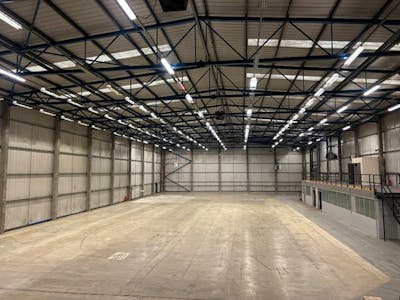 1-2 Elstree Way, Borehamwood, Hertfordshire, Industrial / Industrial / Storage / Industrial / Warehouse To Let - Picture3.jpg