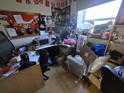 53 Deardengate, Rossendale, High Street Retail To Let - Office