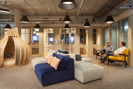 241 Southwark Bridge Road, London, Serviced Office To Let - 2. Lounge.jpg
