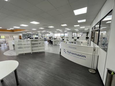 Unit 1, Altrincham, Office Lease Assignment - IMG_0112.jpg