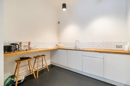 54-56 Chamberlayne Road, London, Retail To Let - 1488683 (6).jpg
