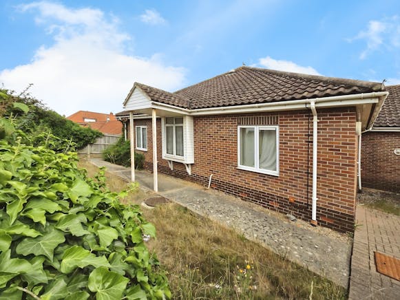 230 Mountnessing Road, Billericay, Development For Sale - 7e9e6808WhatsApp 20Image 2020251208 20at 20112949_568dd799.jpg