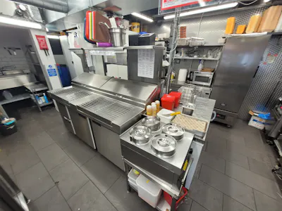 179 School Lane, Manchester, Restaurant / Cafe / Takeaway Lease Assignment / For Sale - 20230503_134600.jpg