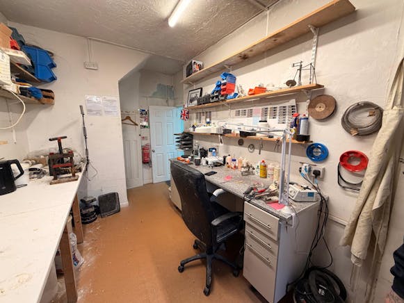 273 Kiln Road, Benfleet, Investment For Sale - WhatsApp Image 2026-02-18 at 2.42.57 PM (4).jpeg