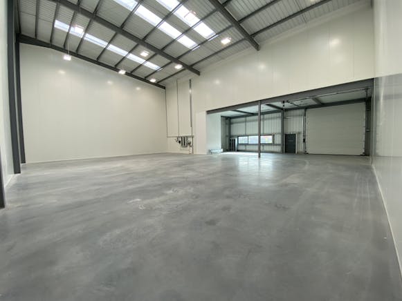 Unit A1, Logicor Park, Dartford, Industrial To Let - Logicor internal 1.jpg