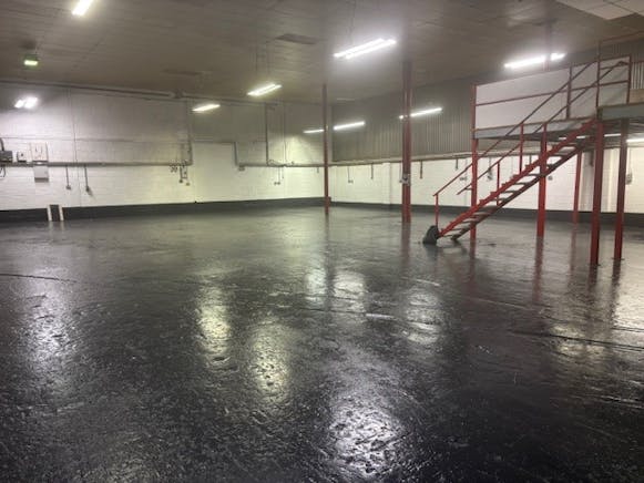 Unit 8, Coates Industrial Estate, Nailsea, Industrial To Let - INT2.jpg Unit 8, Coates Industrial Estate, Nailsea, Industrial To Let - INT2.jpg