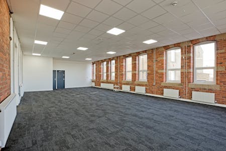 Offices at Holly Park Mills, Woodhall Lane, Calverley, Leeds, Office To Let - IMG_5488.jpg