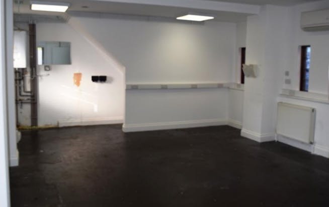 2 Chapel Lane, Godalming, Offices / Retail For Sale - Inside 1.jpg