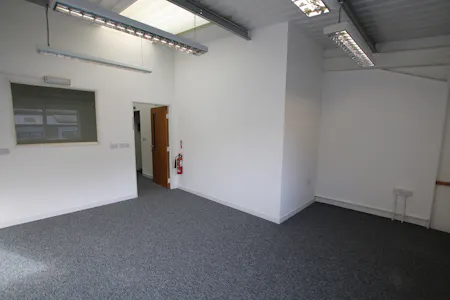 Unit 12 Glenmore Business Park, Blackhill Road, Poole, Industrial / Industrial / Storage For Sale - IMG_0154.JPG