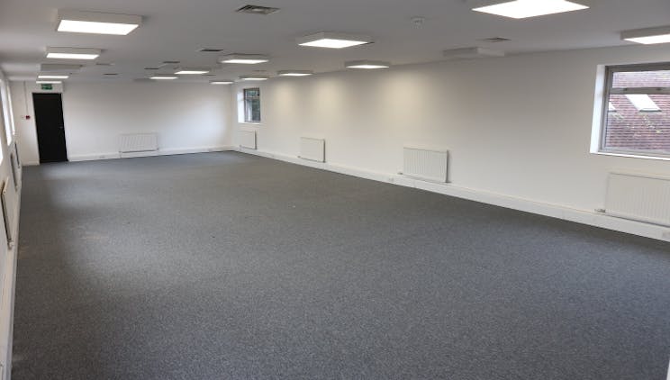 1st Floor, Victoria Court, Reading, Office To Let - Victoria Court Mortimer Interior 1.JPG