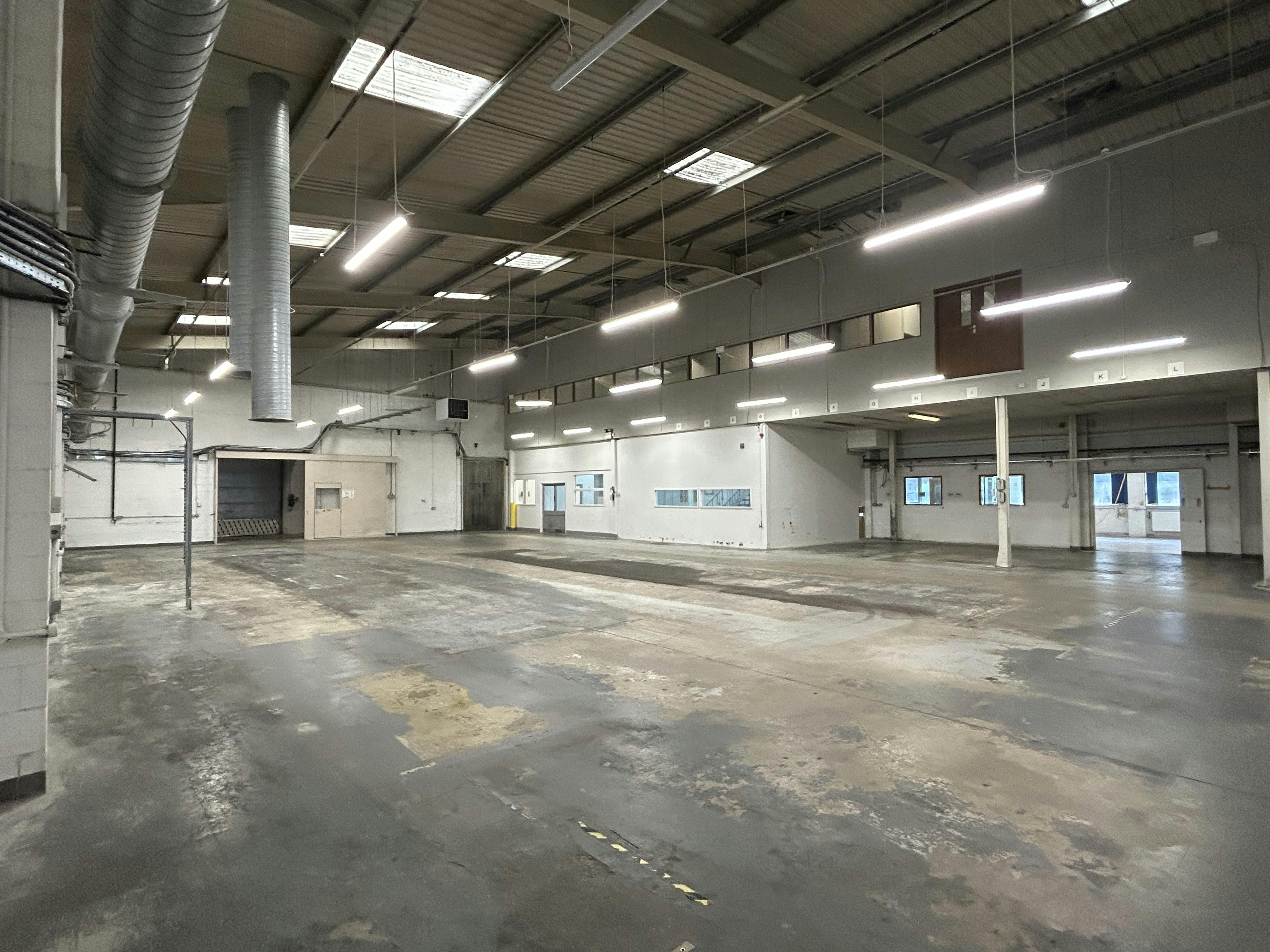 Unit R, Westmead Industrial Estate, Westmead Drive, Swindon, Industrial / Other For Sale - IMG_6155.jpg