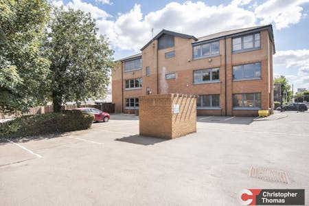 Staines One, Station Approach, Staines-Upon-Thames, Office To Let - df7e5030-c3ae-4964-8964-eeb3faf39cd3.jpg