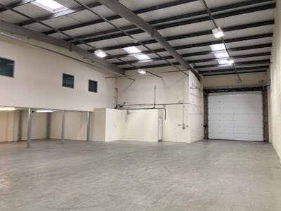 Unit 10, Wooburn Industrial Park, High Wycombe, Industrial To Let - Photo 7