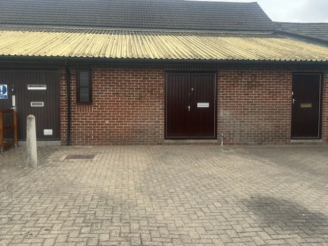9 Couch Lane - Rear doors.jpeg