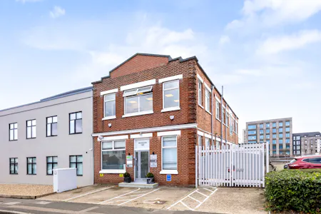 Unit A, 142 Old Shoreham Road, Hove, E (Commercial / Business / Service) / Office / Studio / Gallery / Studio / Workshop To Let - Old Shoreham Road, 142, Unit A-010.JPG