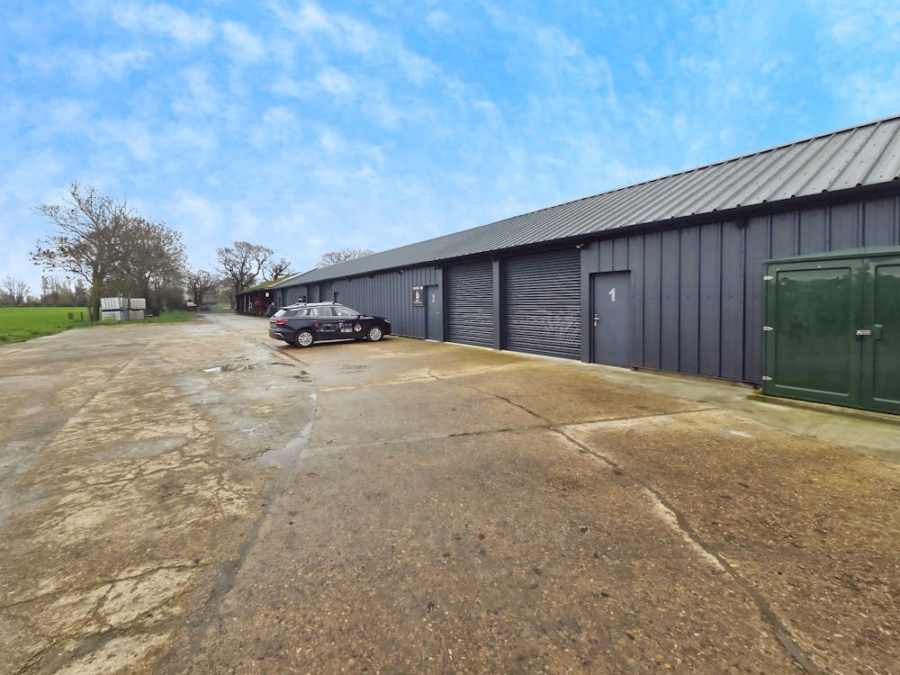 Scotts Hall Barns, Scotts Hall Road - f0a0e18d-WhatsApp 20Image 202026-02-13 20at 2013.45.19.jpeg