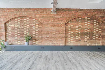 Canonbury Yard Canonbury Business Centre, London, Office To Let - 1483911-15-6a3e6b0493f26.jpg