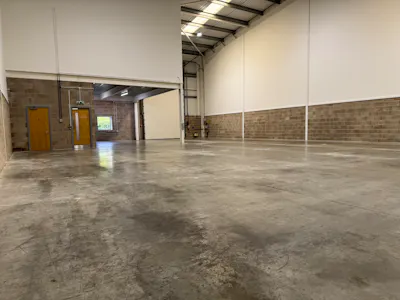 Unit 6, Langley Park, Langley, Industrial/Logistics / Industrial / Warehouse To Let - IMG_3325.JPG