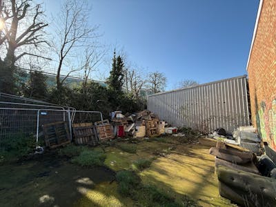 18 Towerfield Road, Southend-on-Sea, Yard To Let - WhatsApp Image 2026-03-06 at 09.4.00.jpeg