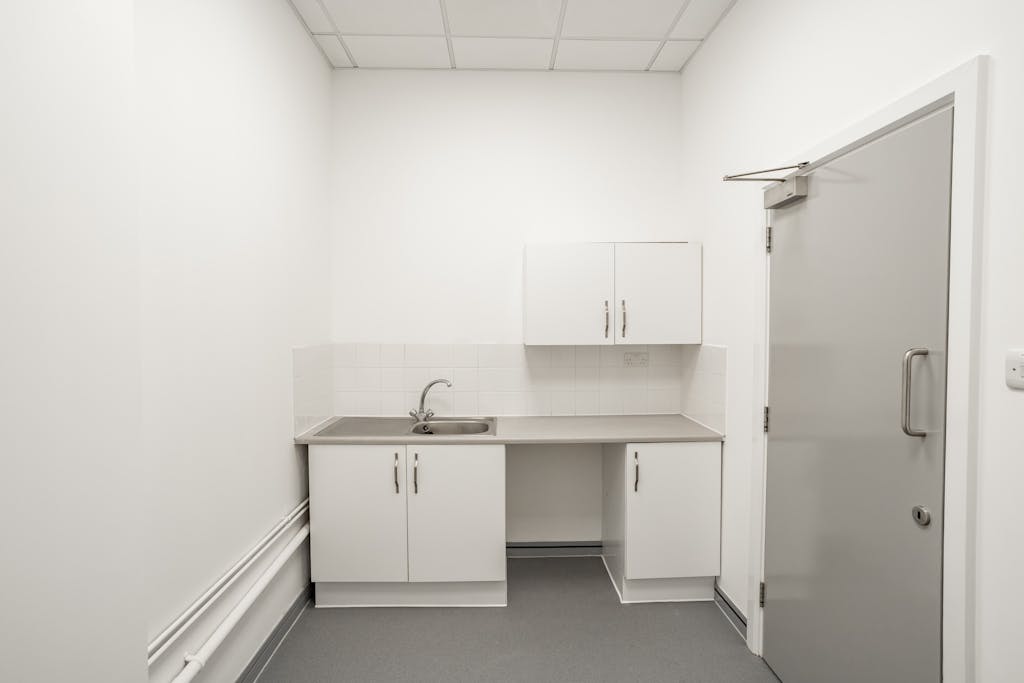 Unit 3 and 4 Nimbus Park  Dunstable87