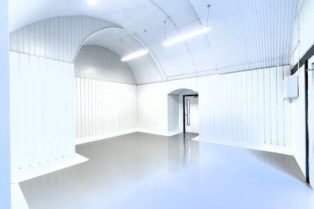 Arch 451, Andre Street, London, Industrial To Let - 583A5780-HDR - Edited.jpg