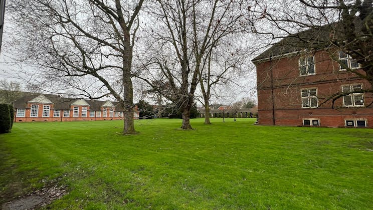LO44 London Road Campus, Reading, Office To Let - 9.jpg