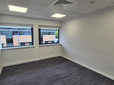 Unit E, Stockport, Office To Let - 20260910_101947.jpg