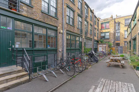 Unit 10, 5 Durham Yard, London, Office To Let - 5-Durham-Yard-E2-Bethnal-Green-London-Fields-Office-Studio-To-Let-External6-Dominion.London.jpg