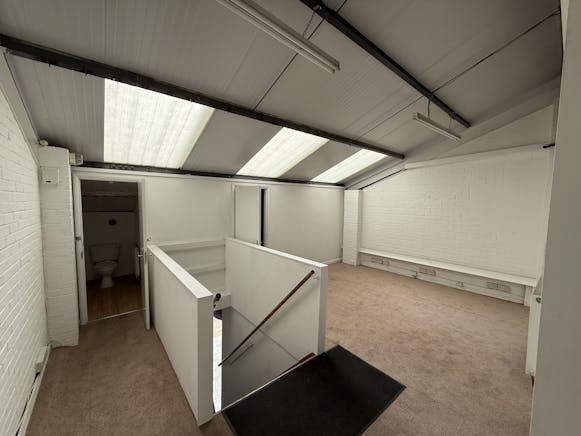 Unit 24, Unit 24, London, Industrial To Let - IMG_8810.jpg