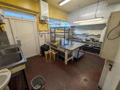 7 Creswell Corner, Woking, Retail For Sale - 1000036897.jpg