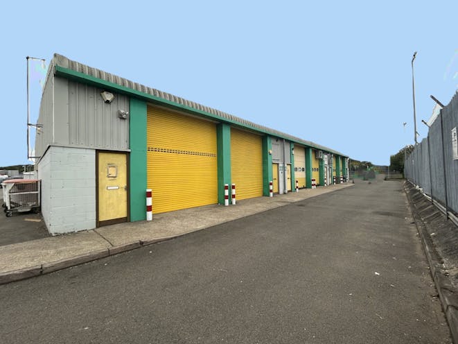 Unit 8, Belle Vue Enterprise Centre, Aldershot, Warehouse & Industrial To Let - IMG_9475.jpg