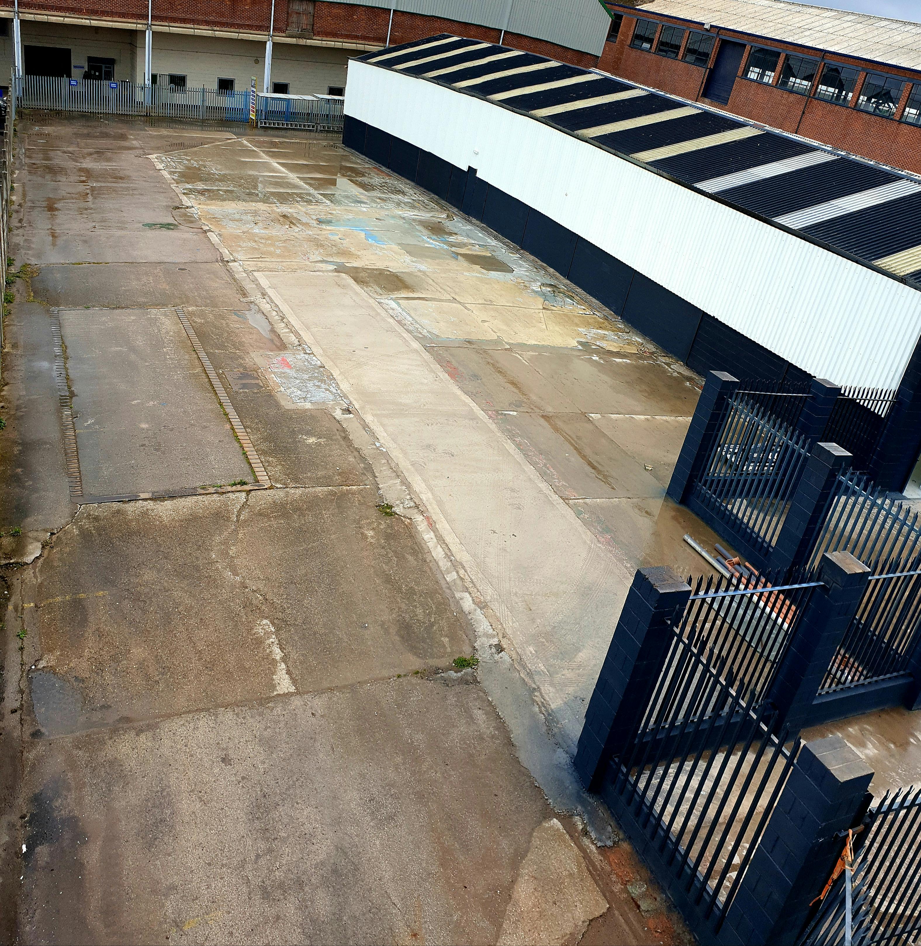 Unit 2 Deva Works, River Lane, Chester, Industrial To Let - 20220407_123045 (2).jpg