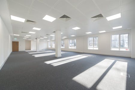 Chiswick Gate, Chiswick, London, Office To Let - 008_Property (1).jpg