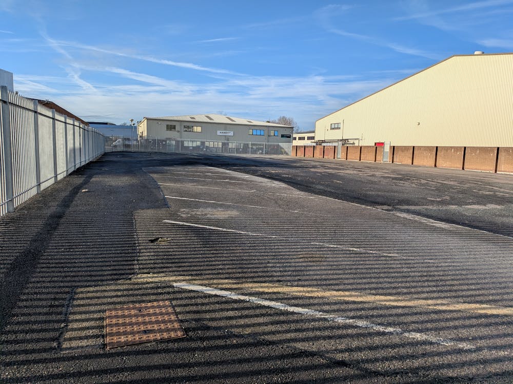 Yard at LEFA Business Park, Edgington Way - PXL_20260114_135456842.jpg