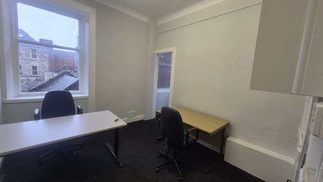 28 High Street, Paisley, Offices To Let - 20260127_121038.jpg
