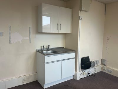 1B Carrera House, Merlin Centre, Aylesbury, E (Commercial / Business / Service) / Office To Let - 20260331_075647795_iOS.jpg