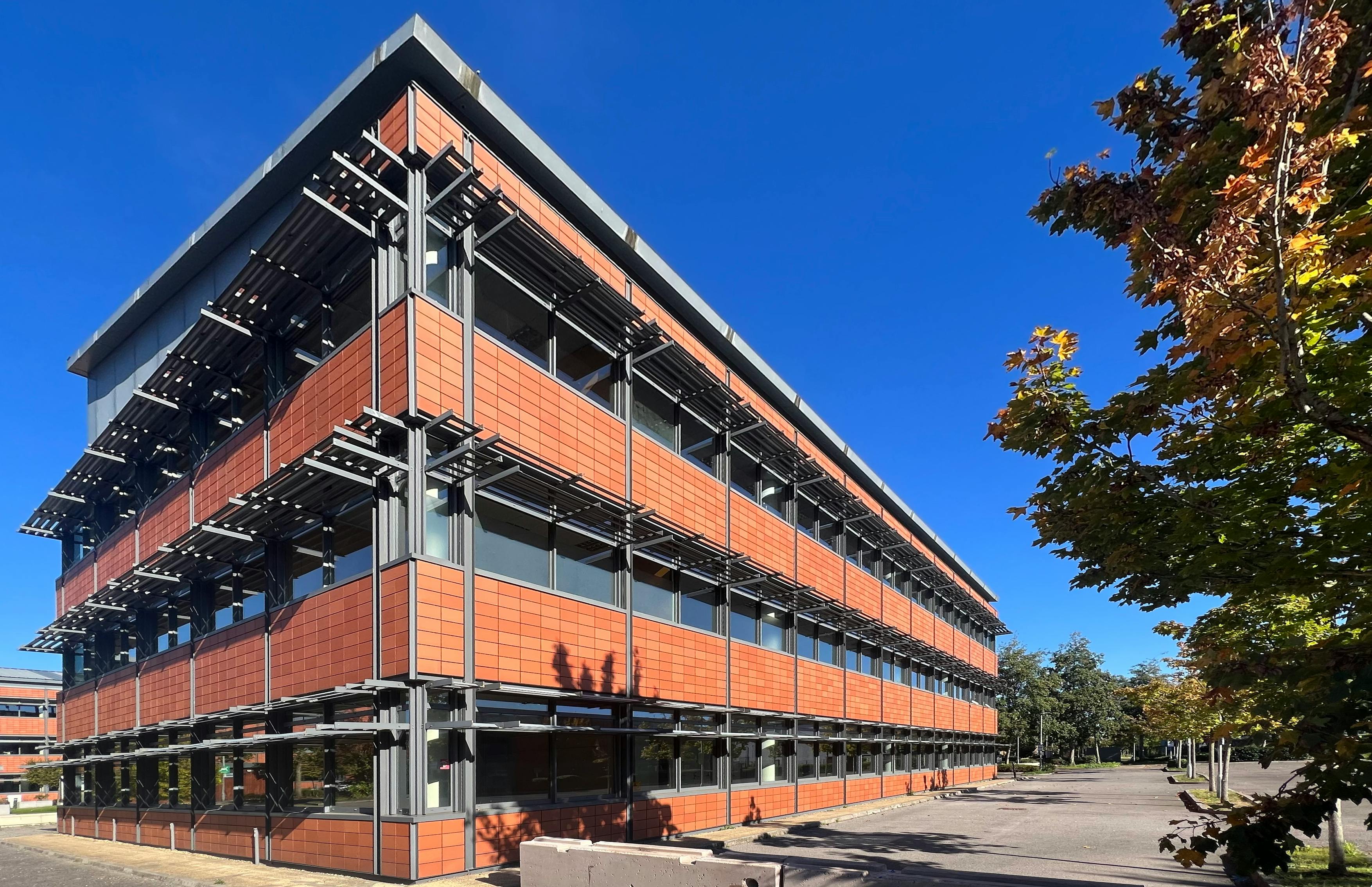 3 Globeside, Fieldhouse Lane, Marlow, Offices To Let - IMG_5603.jpg