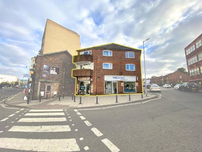 Crown Court, 17 & 19  New Bedford Road, Luton, Investment / Investment - Residential / Investment - Retail & Leisure For Sale - IMG_1734 copy.jpg