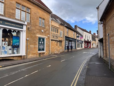 36 Long Street, Sherborne, Development / Investment / Residential / Retail For Sale - IMG_2234.JPG