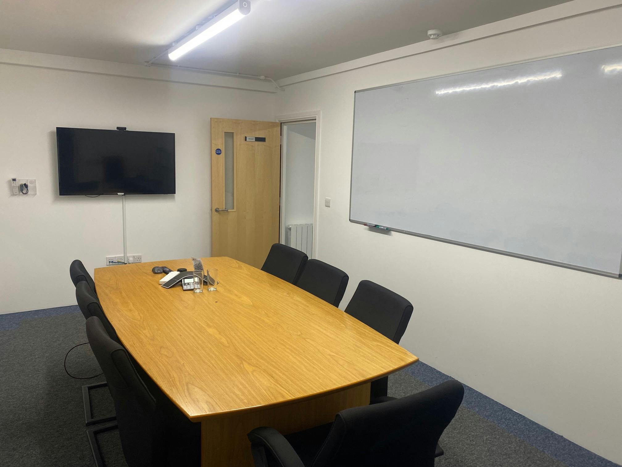 Industrial Unit in Romsey - photo 3