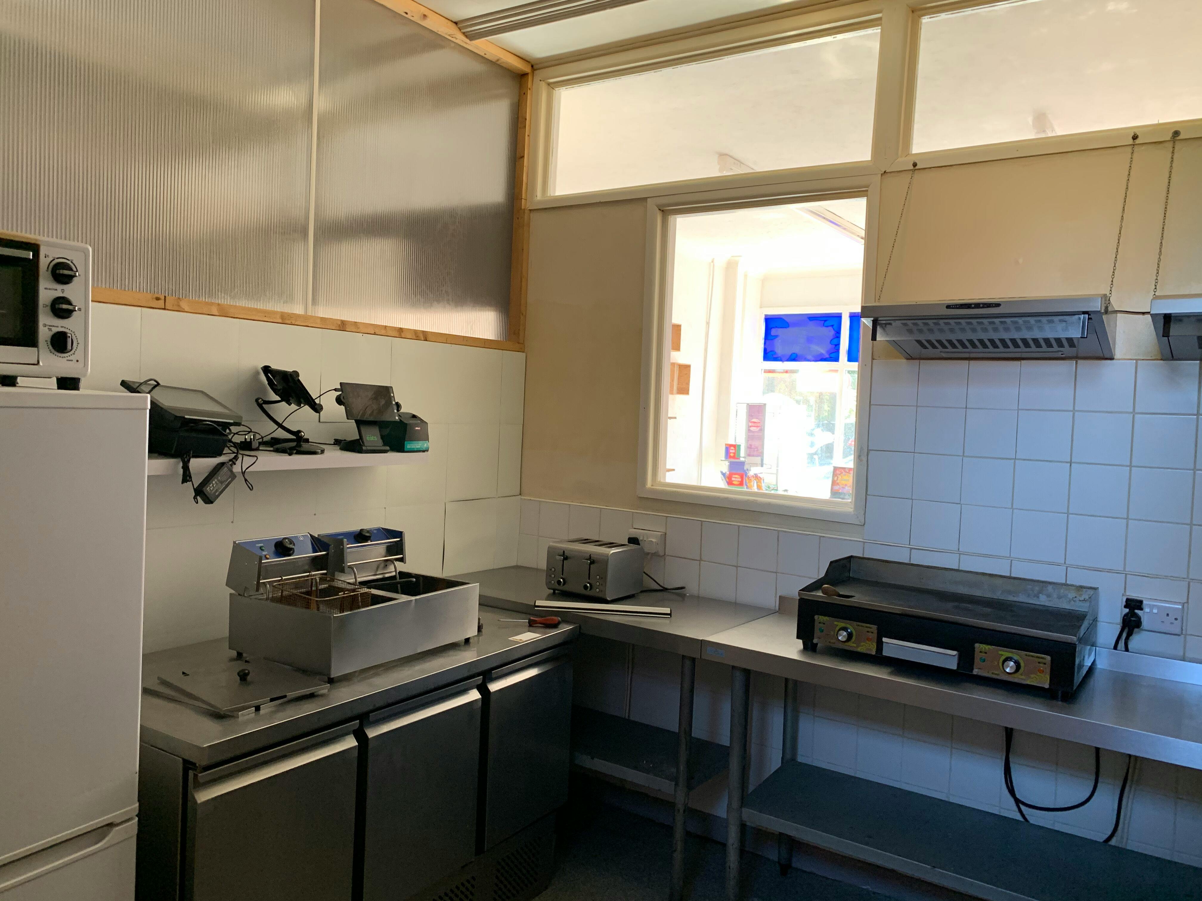 153 Winter Road, Southsea, Retail / Residential, For Sale Holloway