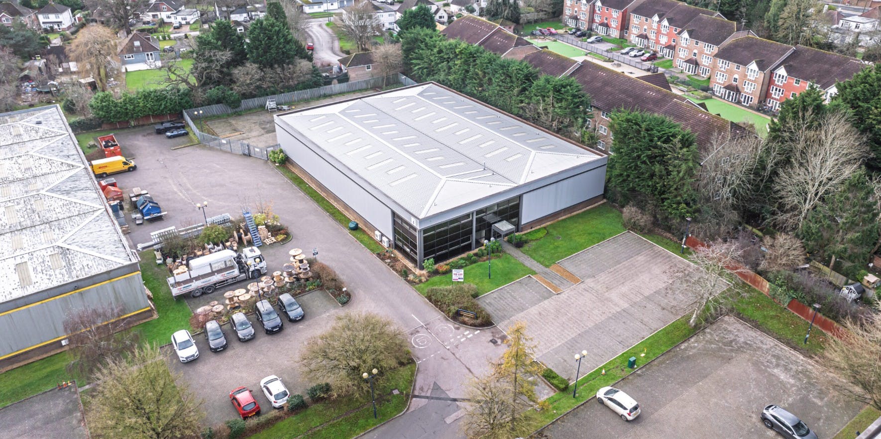 Unit 4, Crompton Fields, Crawley, Warehouse & Industrial To Let - Unit 4 Aerial.jpg