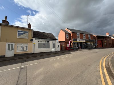 14 High Street, Sleaford, Retail To Let - IMG_9200.jpeg