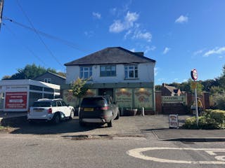 Offices at Southlea House, Henley-on-Thames, Office To Let - Southlea House office front elevation