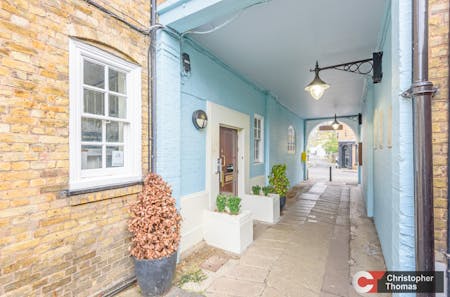 Brocas House, 102a High Street, Eton, Office To Let - f103645cffa247be8dceb8e22057c7a3.jpg