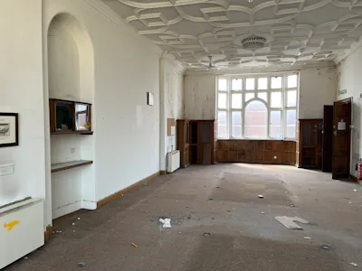 7-11 Temple Street, Aylesbury, E (Commercial / Business / Service) For Sale - 20260728_112505576_iOS.jpg