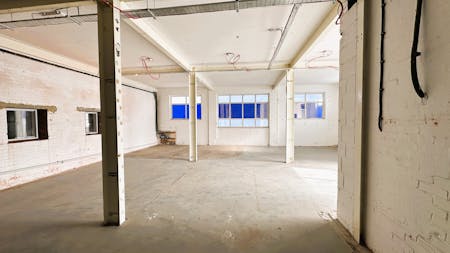 Unit 9, Fishers Industrial Estate, Watford, Industrial / Trade Counter / Urban Logistics To Let - 2026 03 16 - 9 Fishers Industrial Estate, Wiggenhall Road, Watford WD18 - Internal 1.JPEG