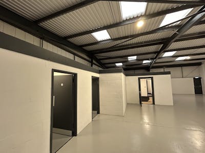 Unit 39, Albion Industrial Estate, Pontypridd, Industrial To Let - IMG_9526.jpeg