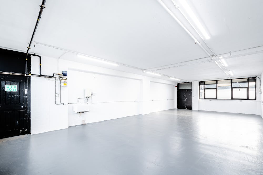 Unit 25A Regent Studios, 8 Andrews Road, London, Office To Let - Regent Studios 33B  Low Res 7.jpg