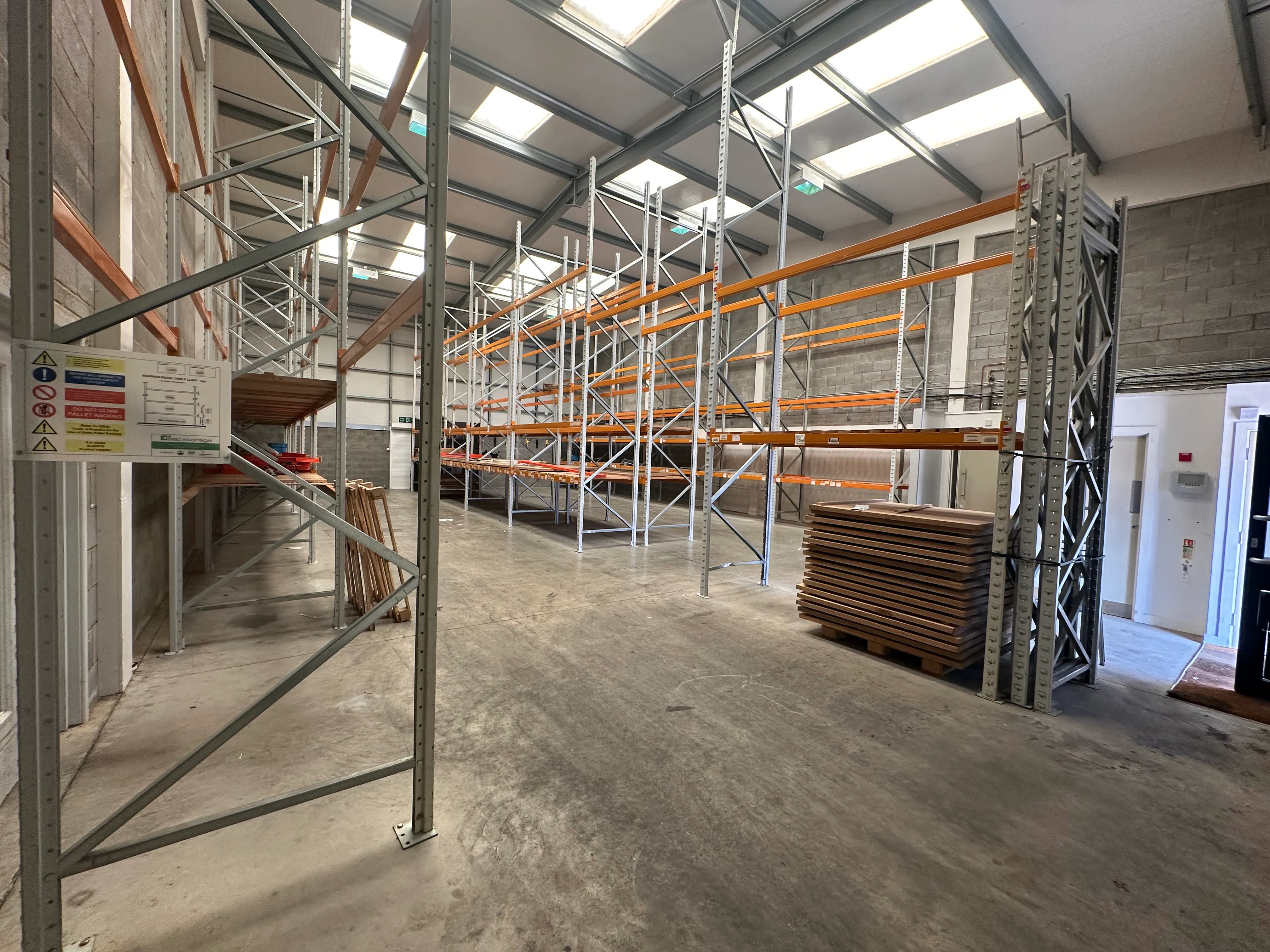 Unit 4 Mid Sussex Business Park, Ditchling, Hassocks, Industrial To Let - IMG_7664.jpeg